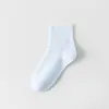 Calcetines para Mujer para Primavera y Verano, Delgados, Anti-Olor, Hilo de Algodón Puro, Antibacterianos, Calcetines Cortos Blancos, Calcetines de Malla Transpirable de Tubo Medio Corto para Mujer