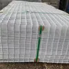 Tela de Arame Galvanizado, Tela Soldada, Tela de Cercamento Revestida de Plástico, Tela Protetora, Tela de Isolamento, Placa de Grade Decorativa para Teto Amarela Revestida de Plástico