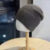 Novo Chapéu de Lã Liso Fresco Quente para Mulheres, Chapéu Turbante à Prova de Frio para Orelhas no Outono e Inverno, Moderno Versátil Casual Tendência