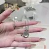 Collar de Ágata Blanca Redonda de Calcedonia de Hielo para Mujer Colgante Transparente de Hielo Alto Cadena para Clavícula Lujo Ligero Sentido de Gama Alta para Novia