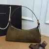 Bolso de moda de nicho tipo baguette para axila para mujer 2025 Nuevo Retro Textura esmerilada Bolso de mano para hombro Bolso cruzado pequeño