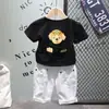 Verano 2019 nuevo camiseta de dibujos animados de personalidad para niños ZY1905 pantalones rasgados con cinturón ZY853