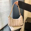 Bolso de felpa de otoño e invierno para mujer, nuevo bolso de hombro versátil de moda, bolso tote de gran capacidad, bolso peludo para debajo del brazo, bolso para teléfono móvil
