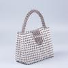 Bolso de mano para mujer con cuentas plateadas explosivas personalizadas y acrílico transparente tejido a mano.