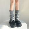 Calcetines con costuras en contraste de color para otoño e invierno, cálidos calcetines de punto con hebilla de madera para mujer, calcetines de pantorrilla Y2G, calcetines de primavera y otoño de color sólido con cubrebotas