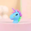 Set de Lápices Unicornio Arcoíris Estuche Protector de Lápiz de Pegamento Suave de PVC Lindo Animales de Dibujos Animados Creativos Pequeño Regalo para Niños
