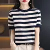 Camisa Listrada Color Block de Manga Curta para Mulheres, Nova Camiseta de Modal, Top Tricotado Elegante com Gola Redonda, Tamanho Único