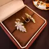 Pendientes de Flor y Hoja de Circonita Exquisitos Súper Brillantes, Pinzas para Orejas de Bobina de Mosquitos de Moda Estilo Coreano, Pendientes de Diseño de Nicho
