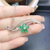 Broche de Esmeralda Natural Popular al por Mayor de Fábrica Plata S925 Incrustado Piedra Principal 3*5 Joyería de Lujo Venta Directa de Fábrica