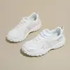 Sapatos casuais estilo alemão para mulheres, novos para todas as estações, malha dupla para respirabilidade, strass brilhantes, sapatos casuais da moda, leves, antiderrapantes, resistentes ao desgaste, sapatos esportivos