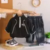 Ropa Infantil Conjunto de Primavera para Niños 2026 Nuevo Elegante Bebé Media Cremallera Manga Larga Conjunto de Dos Piezas Ropa Guapa para Niños