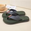Chinelo masculino 2025 novo verão sensação de alta qualidade sola grossa sensação de merda prender os pés antiderrapante resistente ao desgaste sandálias da moda