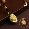 Doze Signos do Zodíaco Novo Lingote de Ouro Chaveiro Giratório Pingente 360 graus Acessórios para Pendurar Chaves Cor Yuanbao