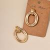 1 Par de Aretes de Diseño Metálico Moderno Europeo y Americano con Forma Regular de Anillo para Mujer, Sencillos y de Alta Gama