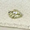 Broche de Metal Tridimensional de Alta Qualidade Estilo Francês Vintage com Design Único, Acessório para Roupa, Alfinete Broche para Casaco