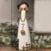 Nuevas Decoraciones de Bruja Transfronterizas Adornos de Estatua de Resina Lindos Adornos Familiares Navideños Manualidades de Halloween