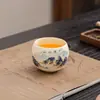 Taza de Té de Cerámica Tendencia Nacional Qianli Jiangshan Taza de Maestro Color Beige Horno Ru Pieza Abierta Taza de Té Taza de Degustación Juego de Regalo