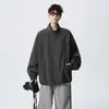 Jaqueta estilo americano com gola alta para homens, novo modelo outono 2026, manga morcego, modelagem solta, jaqueta bomber de comprimento médio, marca da moda