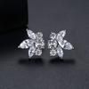 Brincos de zircônia requintados Jinse flor Temperamento de mulher literária Brincos de zircônia branca Brincos de moda coreana para mulheres