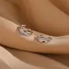 Nicho Light Luxo Clipe de Orelha Clipe de Osso de Orelha Elegante Feminino 2023 Novo Estilo Geométrico Cruzado da Moda Hong Kong Novo Estilo Chinês Furos de Orelha