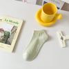 Nuevos calcetines finos de algodón para mujer Primavera/Verano 2026 con malla repujada en el tobillo, calcetines de tubo corto, calcetines de color liso, venta al por mayor desde el fabricante