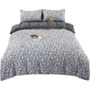 Conjunto de cama de quatro peças estilo linho retrô de luxo leve, lençol de cama e fronha de linho original de alta qualidade, conjunto de cama de três peças para dormitórios estudantis