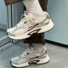Novos tênis retrô V5 RNR dad transfronteiriços, cabedal em malha respirável, sola grossa, que aumenta a altura, tênis casuais para corrida, unissex, versátil