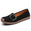 Novos sapatos femininos de 42 jardas para primavera e outono, pele de veludo, sapatos tipo feijão, sapatos tipo caracol, sapatos de camada única grandes, sapatos baixos para mães de meia-idade e idosas
