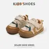 Novos sapatos de bebê para primavera e outono, sapatos macios para bebês aprenderem a andar, sapatos casuais esportivos, sapatos funcionais antiderrapantes infantis unissex e sapatos de skate