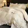 Colcha de Terciopelo de Leche Tallada Francesa Juego de Cama de Cuatro Piezas Borde de Encaje Rosa Terciopelo Engrosado de Doble Cara Suministros de Terciopelo Coral