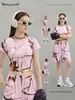 Secado al aire libre Primavera y Verano Ropa de mujer europea y americana Sexy Estampado de hojas Camuflaje Hombro derecho Manga corta Ajustado Delgado Camiseta Tops para mujer