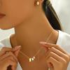 Collar de Lujo Ligero Geométrico Estilo Europeo y Americano Juego de Pendientes Nicho Redondo Distintivo para Mujer Diseño Electrochapado en Oro de 18k Juego Versátil
