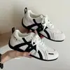 Zapatillas de entrenamiento alemanas de caña baja de moda para mujer, nueva colección de otoño 2026, zapatillas deportivas retro, versátiles y elegantes, perfectas para estudiantes, zapatillas blancas
