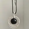 Colar Pingente Planeta Design de Nicho Moderno para Mulheres, Corrente de Suéter Longa Única Vintage com Corda de Cera Choker