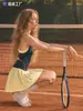 Falda de Tenis para Mujer de Venta Caliente Falsa de Dos Piezas Bloque de Color Amarillo Claro Azul Marino Empalme Sin Mangas Ajustada Falda Plisada Fitness Al Por Mayor