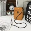 2026 Bolso Cruzado Pequeño de Nailon con Sensación Relajada Nuevo Bolso de Hombro Individual con Personalidad de Moda Ligero Elegante para el Trabajo y los Viajes al Trabajo Bolso de Hombro Inclinado