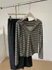 Sudadera con capucha a rayas estilo dos piezas para mujer, top casual de moda coreana, nueva para otoño de 2026