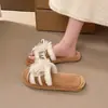 Nuevas pantuflas peludas de felpa gruesa con estampado floral, dulces y cómodas, para mujer, para uso en casa y al aire libre 2026