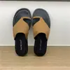 Sandálias de Tira Fina com Solado Grosso Estilo Retrô para Mulheres 2026 Novo Estilo de Férias de Verão Praiano Casual Sapatos Romanos