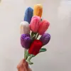 Ramo de Tulipán Cerrado de Lana Tejido a Mano Transfronterizo Venta al por Mayor Flor Simulada Flor de Lana de Tulipán Cerrado Tejida a Crochet