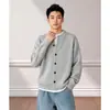 Cardigan de punto de cuello redondo gris claro estilo coreano para hombre, nuevo de otoño, holgado, casual, simple, versátil, chaqueta mh