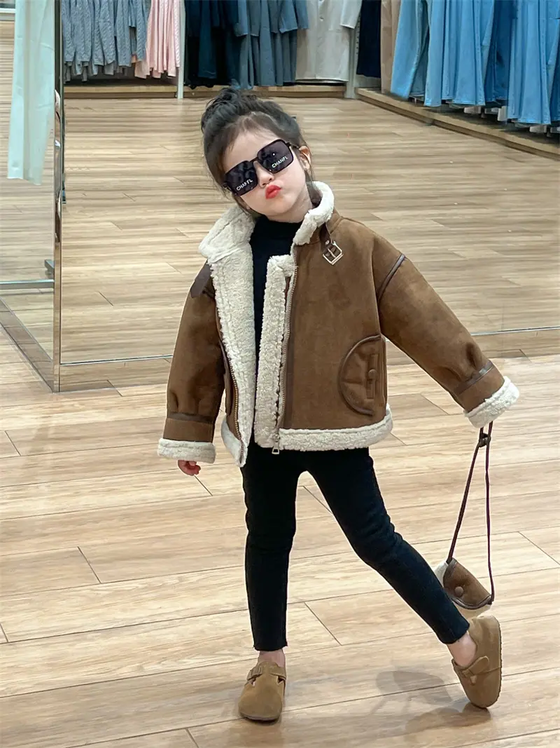 O1CN01oVZAqj28KD3kyashL_!!1035