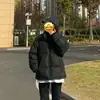 Jaqueta Puffer Simples de Algodão Preta Estilo Americano para Mulheres, Outono e Inverno 2025 Nova Acolchoada à Prova de Frio Quente Versátil Tendência