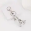 Llavero creativo coreano con incrustaciones de diamantes de la Torre Eiffel llavero para llaves de coche colgante para bolso de mujer colgante personalizado venta al por mayor