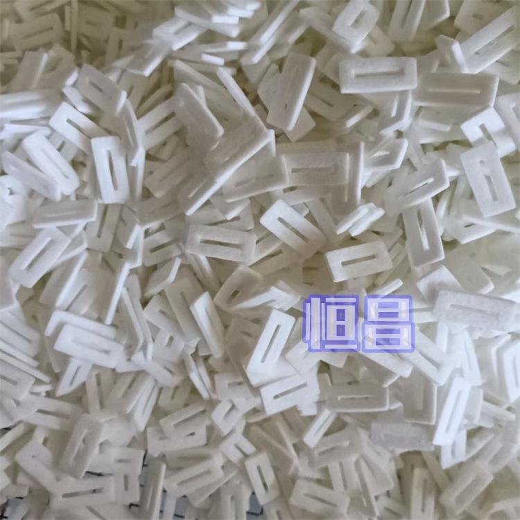 888