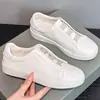 Zapatillas blancas de piel auténtica estilo nuevo 2026 para mujer, suela plana, punta poco profunda, casual, versátiles y adecuadas para estudiantes