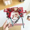 Diadema de Cuernos con Bola de Pelo Roja Navideña Palo Retorcido Otoño e Invierno Diadema de Cuernos de Árbol de Navidad Accesorios Versátiles para el Cabello para Fotos