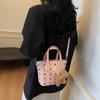 Bolsa Pequeña de Mano para Mujer para Salir 2025 Nueva Moda Tendencia Popular Bolso de Hombro de Gama Alta Ropa de Trabajo Bolso Cruzado Tipo Cubo