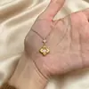 Collar Colgante Moderno Estilo Chino Trébol de Cuatro Hojas Cepillado para Mujer Exquisita Joyería de Lujo Ligero Versátil Estilo Suave Cadena para Clavícula
