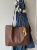 Bolsa de Ombro Tote Grande Capacidade Casual de Luxo Tecida Minimalista de Nicho Estilo Coreano Transfronteiriça Modelo Novo 2026